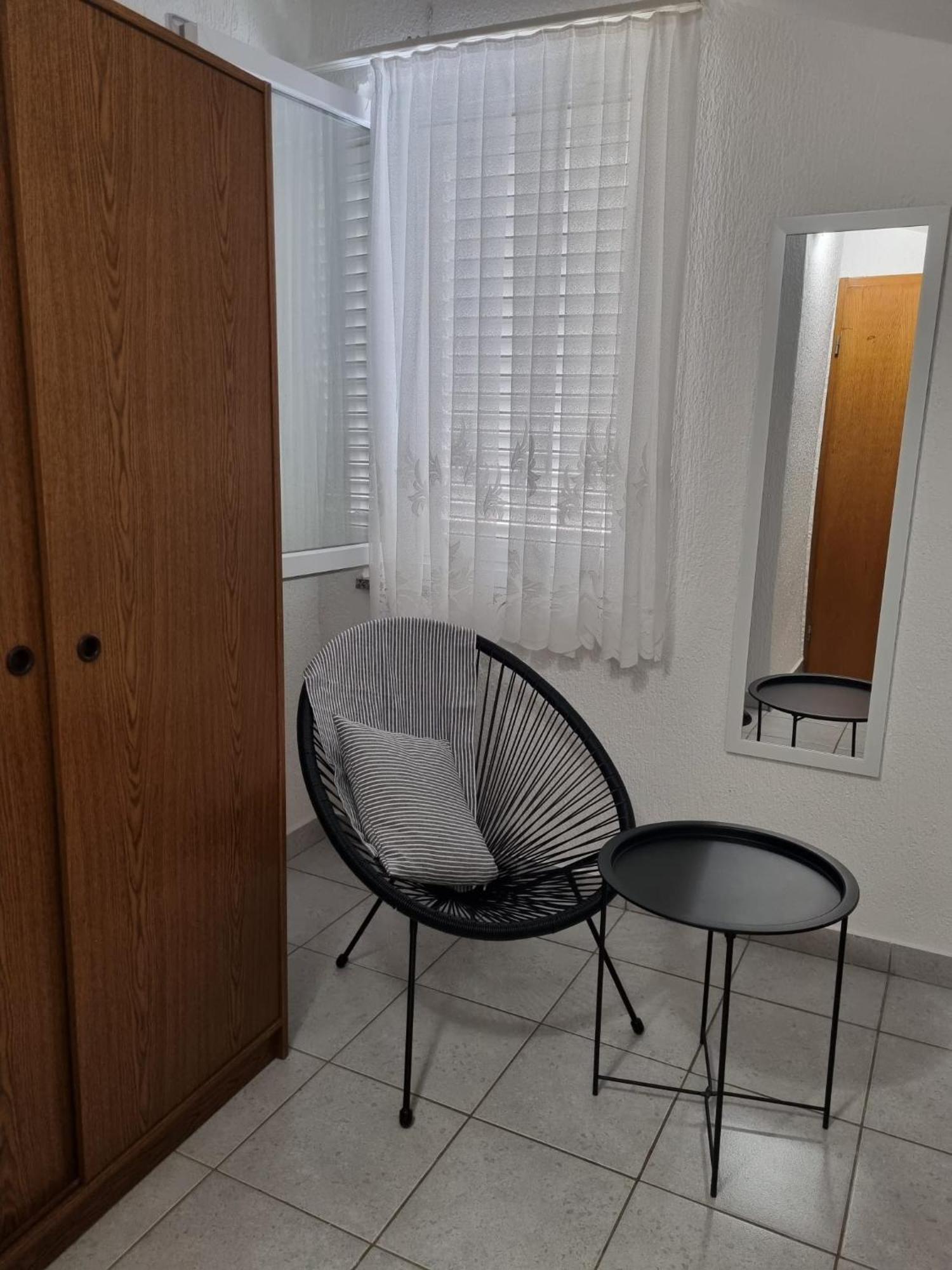 Apartment Tinateo, Gajac Новаля Екстериор снимка
