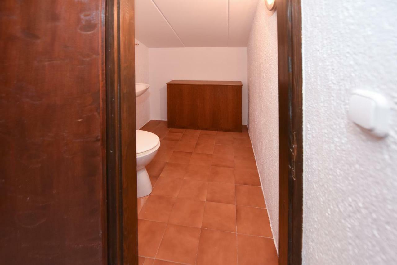 Apartment Tinateo, Gajac Новаля Екстериор снимка